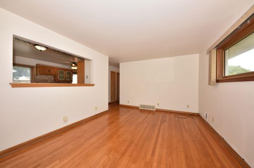 7446 Burdick Ave, Milwaukee WI 53219-3602 exterior