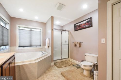 2471 Raleigh Rd, Hummelstown PA 17036-7078 exterior