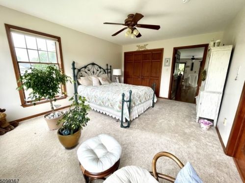 37 Farview Dr, Hackettstown NJ  07840-4705 exterior