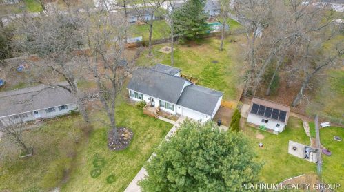 7579 Siesta Ct, Sylvan Beach MI  49461-9512 exterior