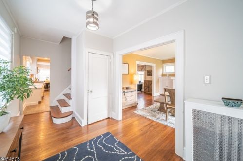 40 Niles Ave, Madison, NJ 07940-2343