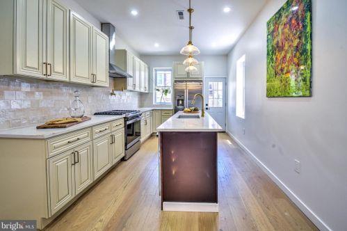 1107 52 St, Philadelphia PA 19143-4217 exterior