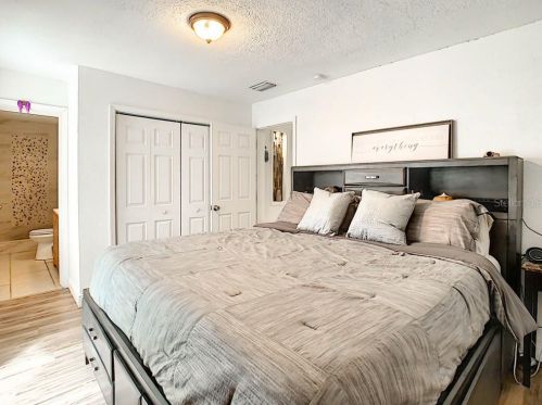 8302 22 St, Tampa FL 33604-2104 exterior