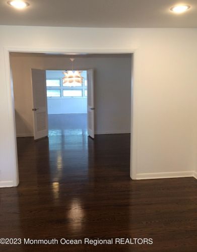 52 Elmwood Ave, West Long Branch NJ  07764-1807 exterior