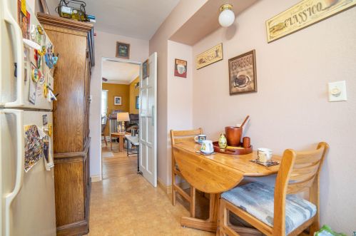 2320 2nd St, Duluth MN 55806-1941 exterior