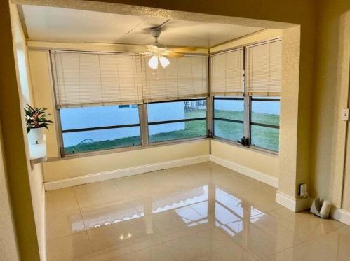 1103 3 Ave, Boynton Beach FL 33426-4664 exterior