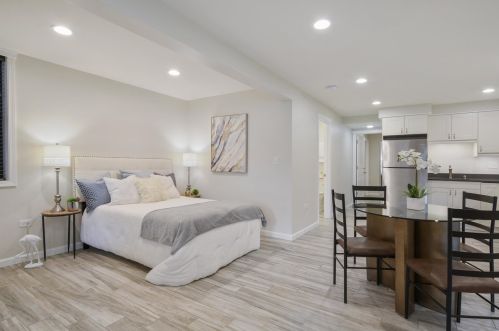 1447 Flournoy St, Chicago IL 60612-3308 exterior