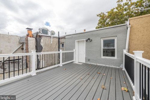 1621 10th St, Philadelphia PA 19148-1132 exterior