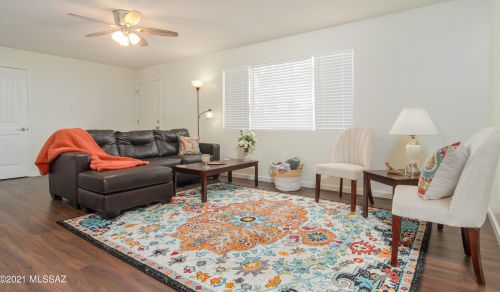 7325 Placita Antigua, Tucson AZ  85710-3706 exterior