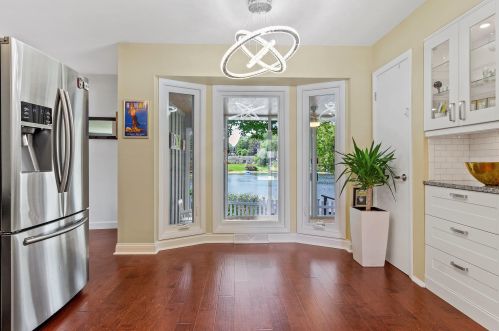 6831 Neil Pl, Milwaukee, WI 53209-2824