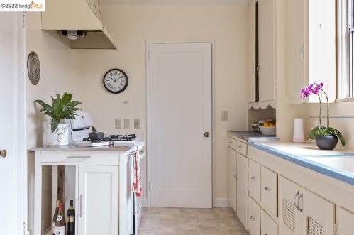 717 Adams, Berkeley CA 94706-1140 exterior