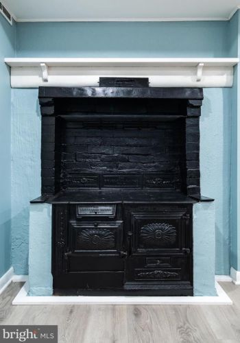 310 16th St, Philadelphia PA  19102-4907 exterior