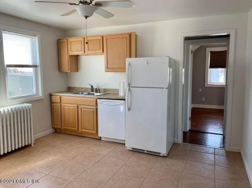 57 Alexander St, Greenwich CT 06830-6486 exterior