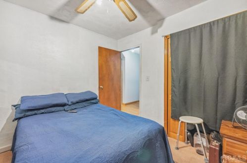 49 Park Ave, Iselin NJ 08830-2241 exterior