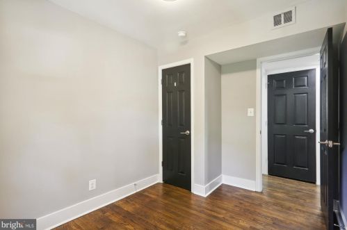 1314 Crawford Dr, Rockville MD 20851-1714 exterior