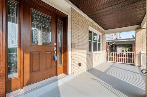 1706 Montpelier Ave, Pittsburgh PA  15216-1915 exterior