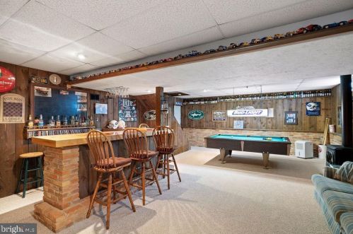 1165 Fox Run Ter, Hanover PA 17331-8742 exterior