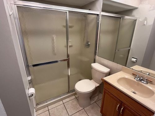 9424 Crestwood Mnr Dr, Saint Louis MO 63126-2805 exterior