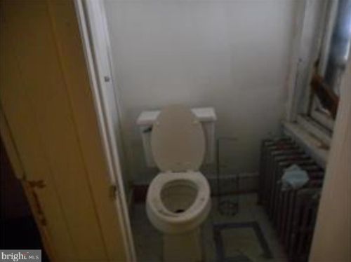 2220 Cantrell St, Philadelphia PA 19148-3319 exterior