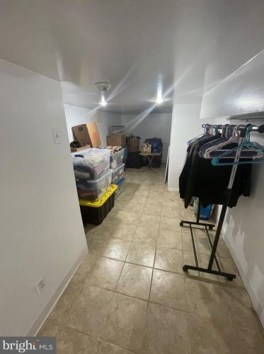 1239 6 St, Philadelphia PA 19140-4561 exterior