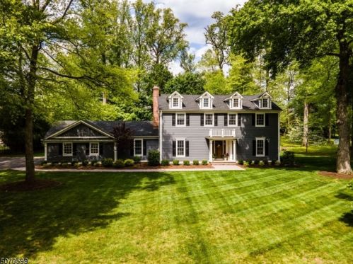 24 Blackbirch Rd, Scotch Plains, NJ 07076-2917