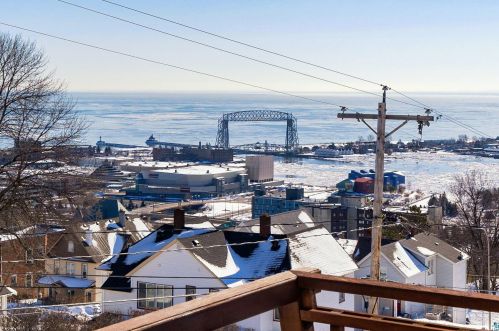 321 8th Ave, Duluth MN 55802-2606 exterior