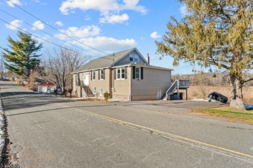 7 Berry Rd, Wantage NJ 07461-3009 exterior