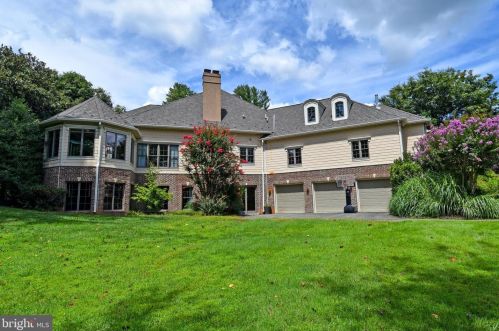 11300 Glen Rd, Rockville MD 20854-1849 exterior