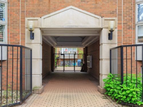 2024 Racine Ave, Chicago IL  60608-3218 exterior