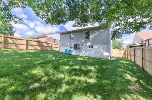 1613 Yale Ave, Saint Louis MO 63143-1412 exterior