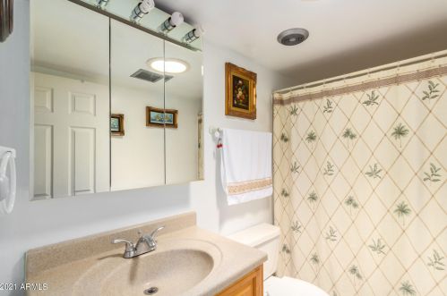 6628 19 St, Phoenix AZ 85022-5011 exterior