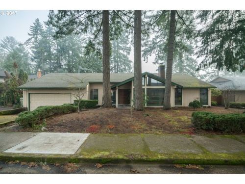 4670 Neskowin Ave, Portland, OR 97229-2808