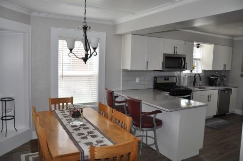 2053 105th St, Milwaukee WI  53227-1209 exterior