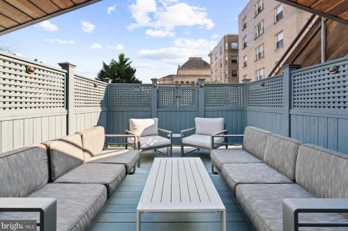 1528 Swann St, Washington DC 20009-5535 exterior