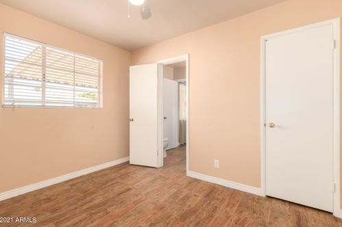 5501 39th Ave, Phoenix AZ 85029-3119 exterior