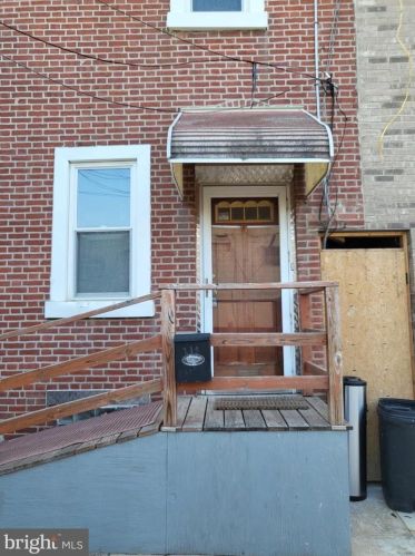 239 Allen St, Philadelphia PA  19125-4103 exterior