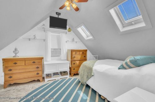 322 Ave, Belmar NJ 07719-2518 exterior