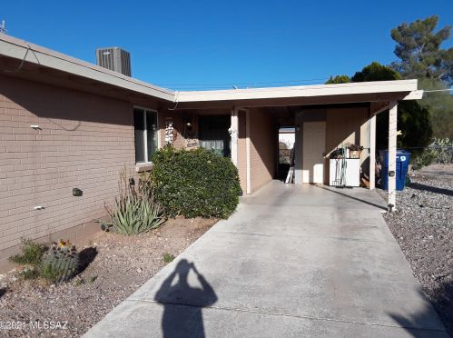 8854 Appomattox St, Tucson AZ 85710-2925 exterior