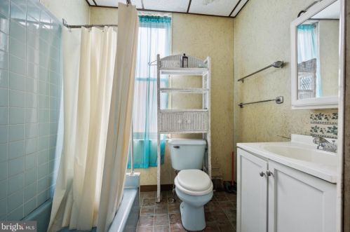 2030 Carlisle St, Philadelphia PA 19146-3106 exterior