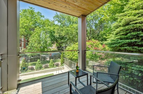 4627 Beacon St, Chicago IL  60640-4609 exterior