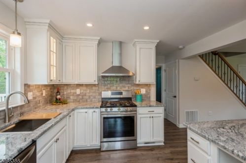 717 Kline Pl, Bridgewater NJ  08807-3134 exterior