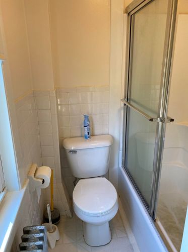 97 4 St, Dover NH 03820-2985 exterior