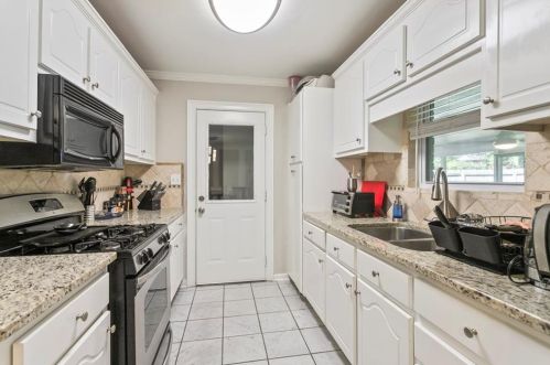 2042 Fargo Pl, Atlanta GA 30316-4911 exterior