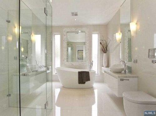 454 Charles St, N Milford NJ  07646-1939 exterior