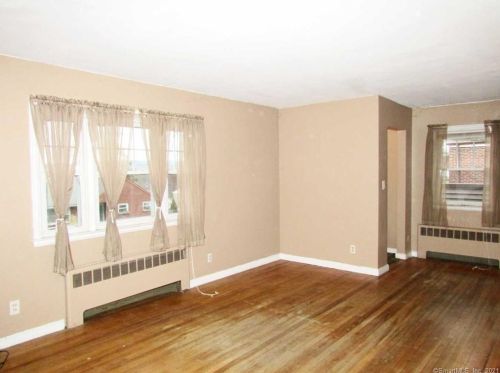 213 Spg St, Torrington CT 06790-4507 exterior