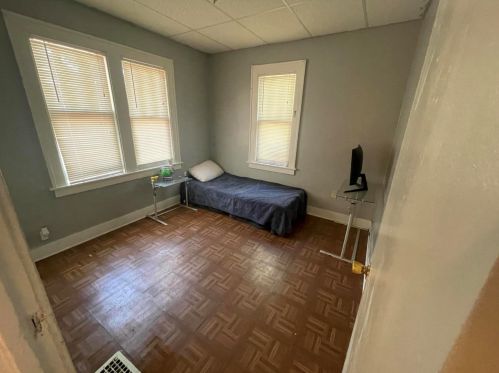 851 Gibson Pl, Grand Rapids MI 49507-1423 exterior