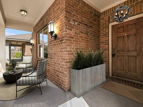 9609 Castle Pines Dr, Austin TX 78717-3898 exterior