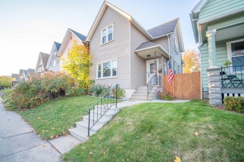 542 Potter Ave, Milwaukee, WI 53207-2115