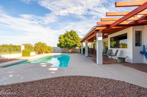 4540 Cortez St, Phoenix AZ 85028-2315 exterior