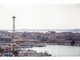 1615 Broadway, Seattle WA  98122-2498 exterior